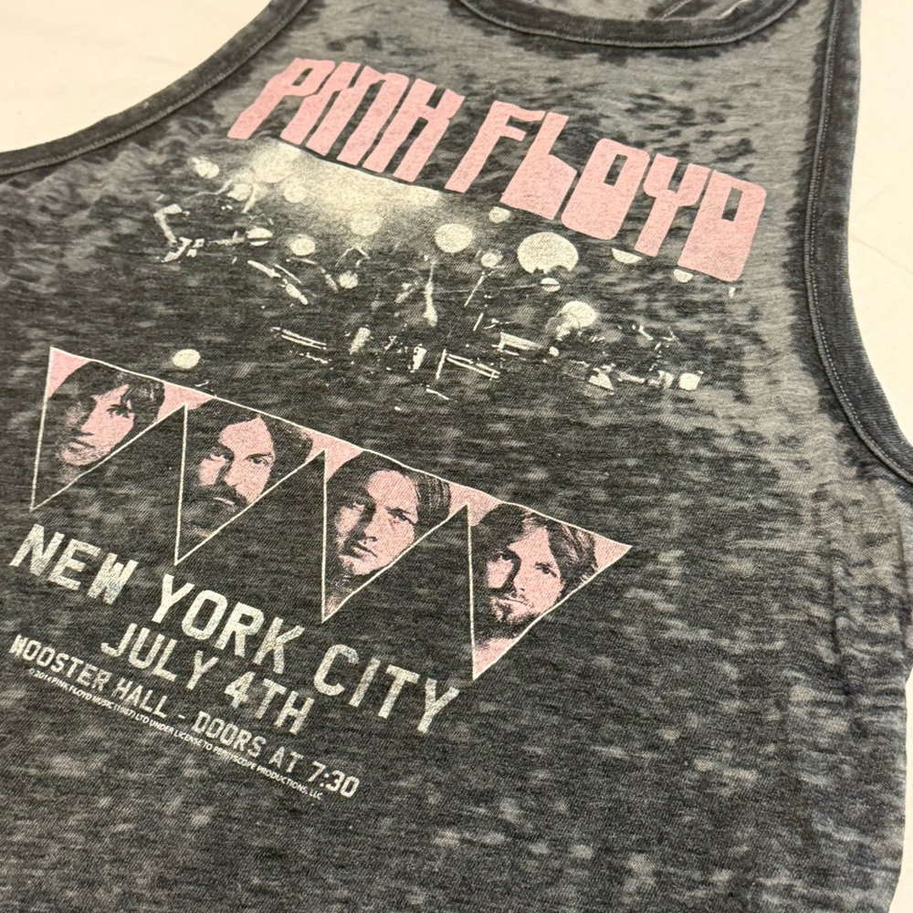 Pink Floyd Men’s Gray Tank with Pink Logo and NYC Print